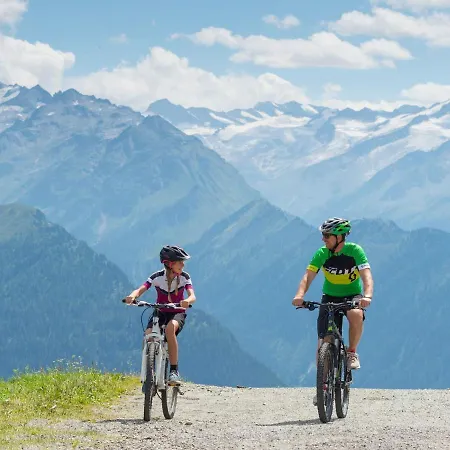 Lejlighed In Bramberg Near Lift *