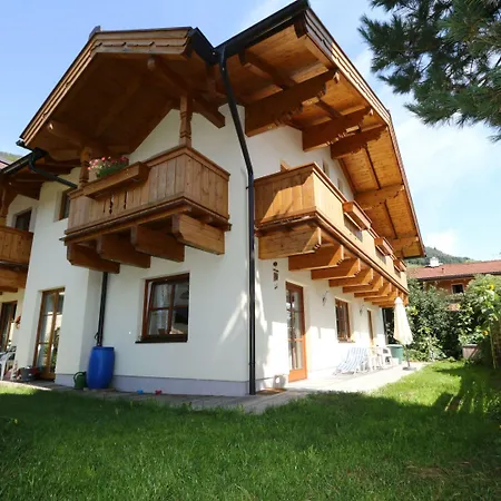 In Bramberg Near Lift Apartmán